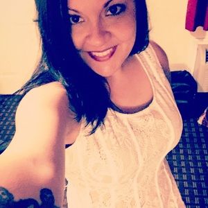 Meet your Posher, Falesha